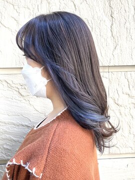 パクタ(PAcuTA.) 韓国風　イヤリングカラーブルー　イヤリングカラーグレー