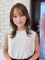 トルネード(TORNADO) 面長ミディアムレイヤーベージュブラウン M20251106