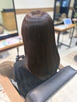 ケンジ 南林間(KENJE)&nbsp;艶髪ブラウン×ナチュラルストレート