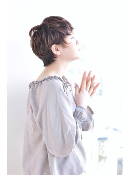 トリッカ 代官山(tricca) ニュアンスカールマッシュショート《tricca代官山》