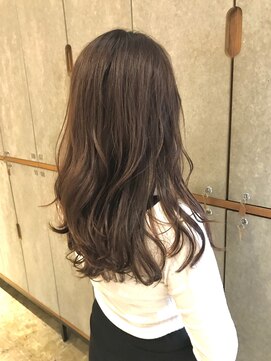 ハニー(HONEY by Chord) 外国人風ロング×コーラルベージュ