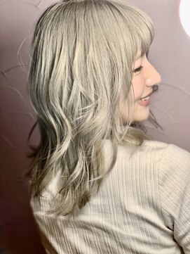 アスイン(asuin) ブリーチ一回ダブルカラー☆