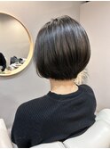 ショートボブ