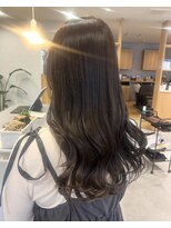 ヒュー(Huu) gray beige！