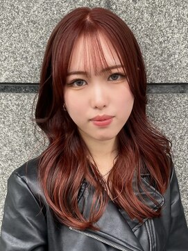 ピークアブー 原宿ハラカド(PEEK-A-BOO) ミディアムレイヤーハッシュカット美髪赤髪ボルドー暖色ヘア