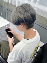 スウィープ(sweep)&nbsp;ブリーチデザインカラー 刈り上げ