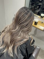 ユウル 横浜(juhl.)&nbsp;エアタッチバレイヤージュパールベージュブリーチダブルカラー