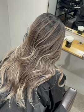 ユウル 横浜(juhl.) エアタッチバレイヤージュパールベージュブリーチダブルカラー