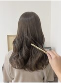 淡色スフレベージュ