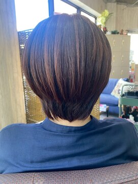 ビーチェ 小岩(Bice) 大人女性の白髪ボカシハイライト ピンク系ブラウン