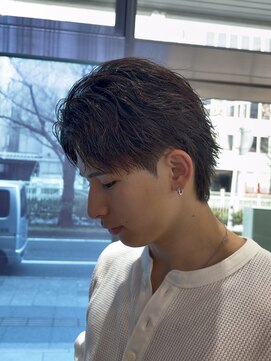 アンサー 千葉中央(UNSER prod by THE DAY) ツーブロフェザーショート/センターパート/ツイストスパイラル