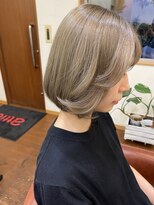 アティック(attic) ブリーチ1回オリーブミルクティー☆タンバルモリアレンジ♪