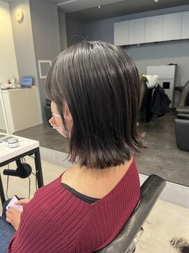 ガーデン タチカワ(garden tachikawa) 暗髪×切りっぱなしボブ