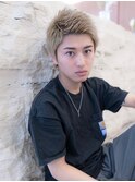 20代メンズ/波巻き/刈り上げ/束感ショート/ハイライト