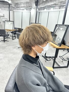 イリ 大阪(ili) 【中平亞聖】ベージュカラー