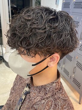 ピボット 北千住(PIVOT) PIVOT/北千住/波巻きスパイラルパーマ