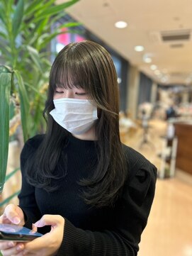 アウラ(AURA) グレージュカラー透明感カラーオリーブカラー