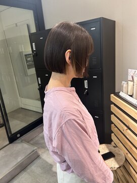 アイリー 名古屋(A/LEE) 切りっぱなしボブ