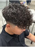スペインカール メンズ パーマ 眉カット フェード