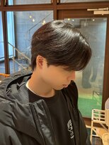 アルム オモテサンドウ(ALLM omotesando)&nbsp;韓国風カルマパーマ　韓国ヘア　メンズ　原宿　表参道