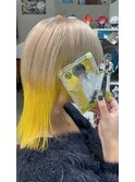 刀ミュ 桑名江 ウルフカット ベージュ イエロー インナーカラー