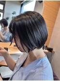 ミニマムスタイルおとなフェミニンボブ