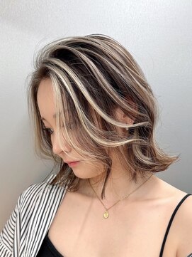 トゥイン 八王子(TWIN) ハイライトデザインカラーフェイスフレーミングレイヤーカット