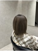 レイヤーボブ×ハイトーングレージュ