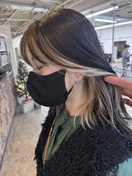 イヤリングカラー/ホワイトベージュミディアムレイヤー