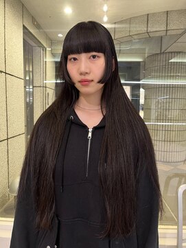 ダブ アオヤマ(DaB AOYAMA) 顔まわりカット姫カットデザインカット黒髪ロング
