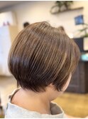 明るく見せたい方必見！白髪ぼかし丸みショート
