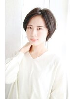 ラクシア(LUXIA)&nbsp;かきあげバングのショートヘア