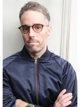 ブレスボー コウベ(Breath beauu) ▼佳偉斗Breath beauu Kobe▼メンズ/理容室/三宮/元町/神戸