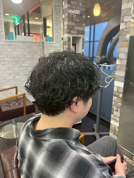 ヘアーメイク ロージー 北18条店(HAIR MAKE ROSY) 波巻きツイストスパイラルパーマツーブロック刈り上げ