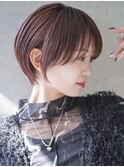 大人可愛い20代30代40代黒髪前下がりひし形小顔ボブ丸みショート