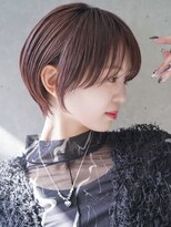 カライング(ing) 大人可愛い20代30代40代黒髪前下がりひし形小顔ボブ丸みショート