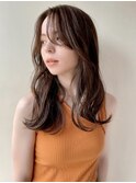 レイヤーカットハッシュカット顔まわりミディアムロング