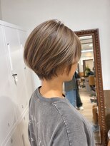 スチャステニィーバイルミ 日ノ出町店(Stastny by Lumi)&nbsp;丸みショート×透明感ベージュ