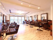 アグ ヘアー カバロラ 広島幟町店(Agu hair caballola)の雰囲気（こだわりが詰まった空間★リラックスしてお過ごしください。）