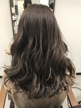 ラ ブーケ 御器所店(La Bouquet) イノセントラベンダーアッシュ