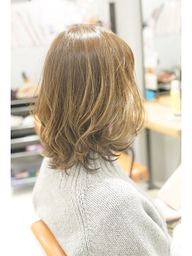 ミッシェル アフロート(michelle afloat) 髪質改善小顔にみえる簡単まとまるツヤカラーモテ髪カーブカット