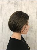 大人かわいいくびれミディラベンダーインナーカラー