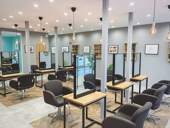 AUBE HAIR wing　水沢店 【オーブ へアー ウィング】