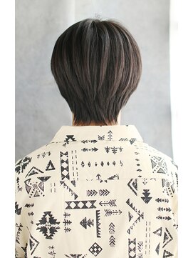 シュシュット(chouchoute) ツイストスパイラルコンマヘアスキンフェードセンターパート/024