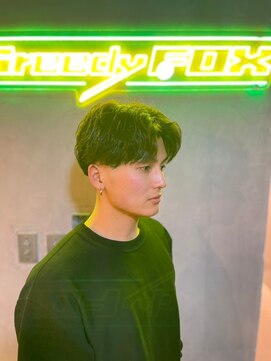 グリーディーフォックス 代々木(Greedy FOX) 波巻き/ハイライト/マッシュパーマ/ウルフ[シェービング]