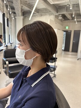 ヌーヴェル(nouvelle) 丸みショート