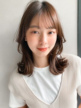 リヤン 表参道(lyann) 斜めバングナチュラルカールシースルーバングクラゲヘアー