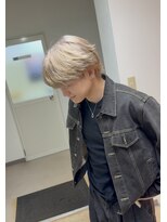 リベラル(liberal) ベージュカラー