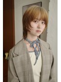 short wolf / roots color
