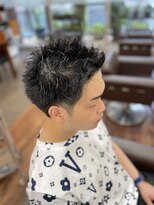 髪師 ケンジロウ(Kenjiro) スパイキーショート